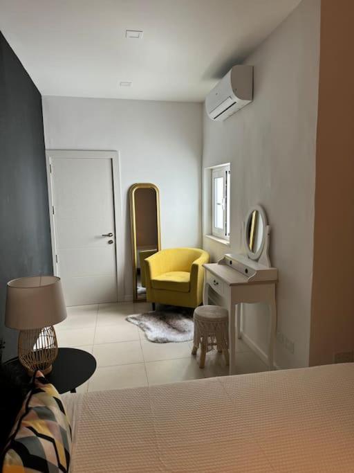 Townhouse 26 In Sliema, Malta Villa Exterior photo