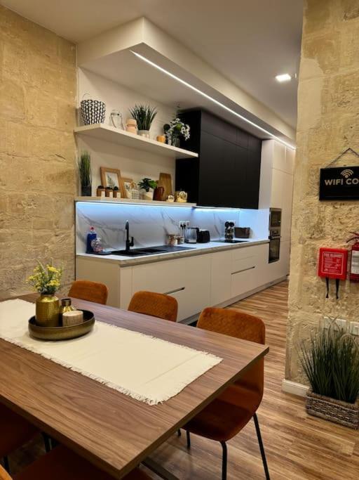 Townhouse 26 In Sliema, Malta Villa Exterior photo